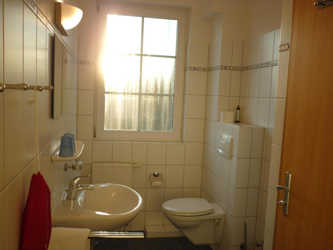 Pension Zum Leuchtturm Bastorf Εξωτερικό φωτογραφία